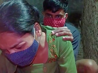 indian creampie brunette